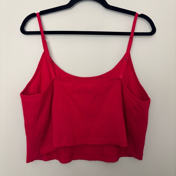 Old Navy Women’s Robbie Red Fitted Ultra-Crop Ribbed Cami Size XXL - Picture 3 of 6